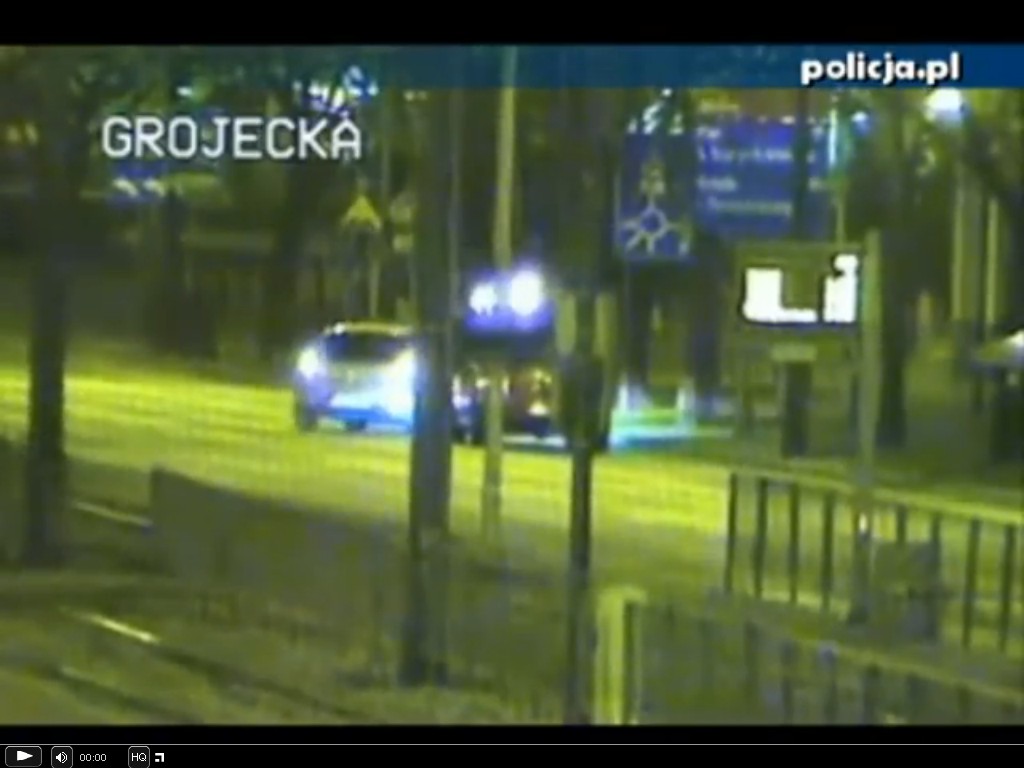 Pijany zasnął na światłach fot. policja.pl