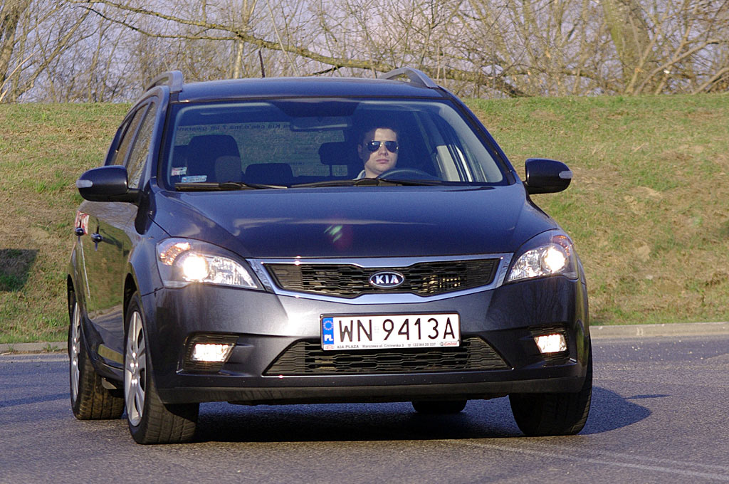 Kia Cee'd przód fot. Maciej Medyj