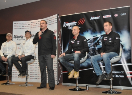 Prezentacja składu zespołu LOTOS Dynamic Rally Team, w skład którego weszli K. Kajetanowicz i M. Kościuszko
