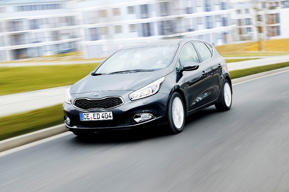 KIA Cee`d z przodu